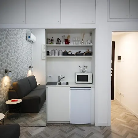 Apartment Stylish Studio In Milan, Near Metro